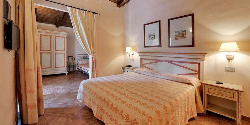 Colonna Resort Country & Sporting Club Porto Cervo Exterior photo